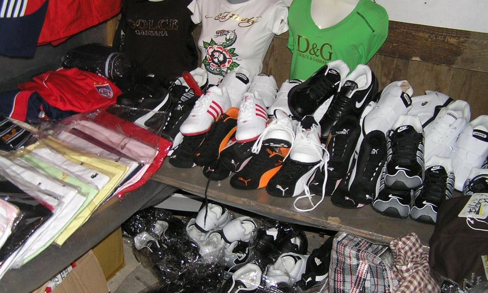 2011-3-11-96padělky 1.JPG